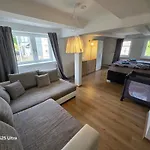 Maiferien Harz - Haus Silberquelle 210 Qm - Bis 14 Personen- Grosses Haus Fuer Gruppen Mit 6 Schlafzimmern * 克劳斯塔尔-采勒费尔德