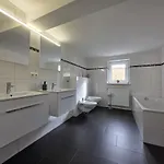 Maiferien Harz - Haus Silberquelle 210 Qm - Bis 14 Personen- Grosses Haus Fuer Gruppen Mit 6 Schlafzimmern Vakantiehuis