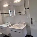 Maiferien Harz - Haus Silberquelle 210 Qm - Bis 14 Personen- Grosses Haus Fuer Gruppen Mit 6 Schlafzimmern * 克劳斯塔尔-采勒费尔德