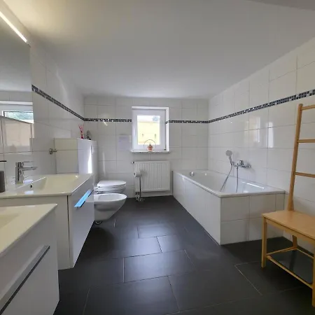 Maiferien Harz - Haus Silberquelle 210 Qm - Bis 14 Personen- Grosses Haus Fuer Gruppen Mit 6 Schlafzimmern