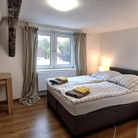 Semesterbostad Maiferien Harz - Haus Silberquelle 210 Qm - Bis 14 Personen- Grosses Haus Fuer Gruppen Mit 6 Schlafzimmern *