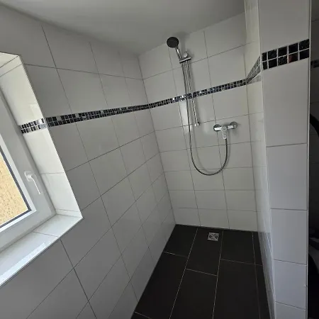 Maiferien Harz - Haus Silberquelle 210 Qm - Bis 14 Personen- Grosses Haus Fuer Gruppen Mit 6 Schlafzimmern