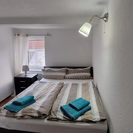 Semesterbostad Maiferien Harz - Haus Silberquelle 210 Qm - Bis 14 Personen- Grosses Haus Fuer Gruppen Mit 6 Schlafzimmern